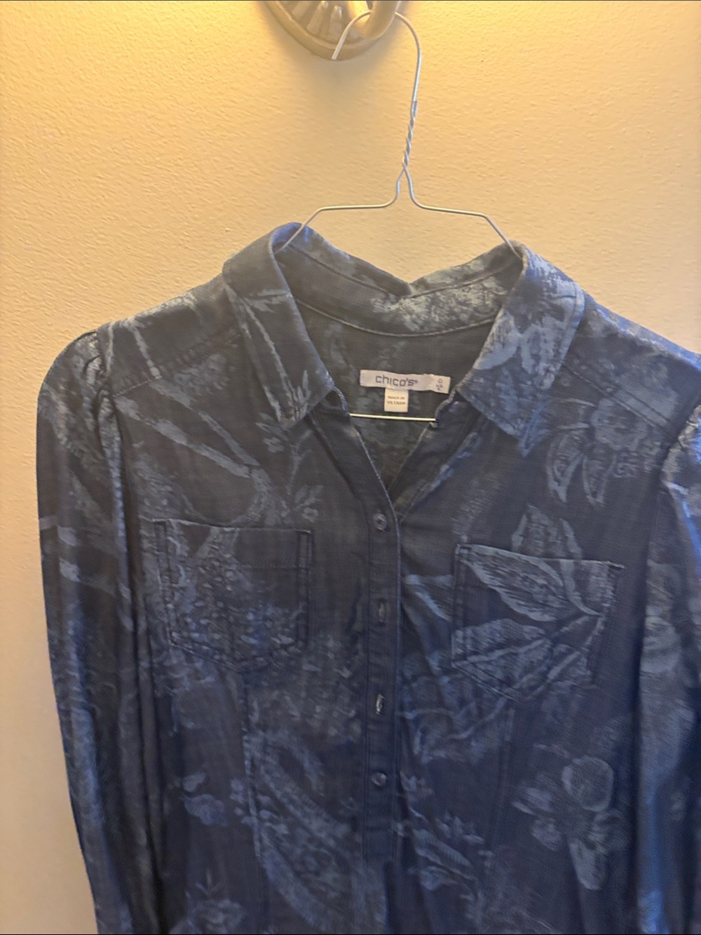 Chico's Navy Blue Floral-Print Casual Button-Down Shirt